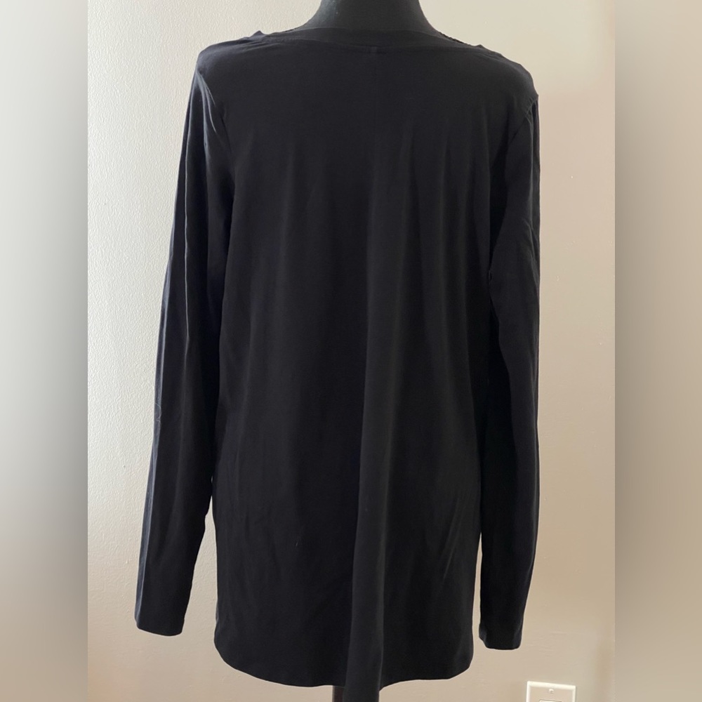 Anybody MP Black Long Sleeve Blouse with Bottom Back Slit - Picture 2 of 7
